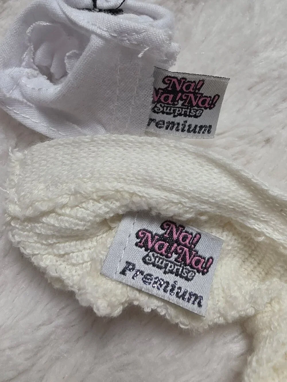MGA Na! Na! Na! Surprise Teens Doll Samantha Smartie Sweater & Top Clothes Only